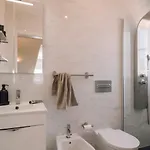 아파트 Netunno - 3 Bedrooms And Terrace In Arroios