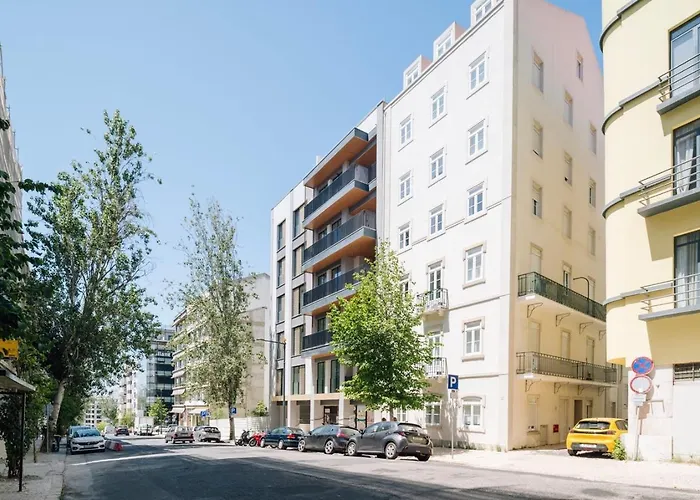 Netunno - 3 Bedrooms And Terrace In Arroios Lägenhet Lisboa