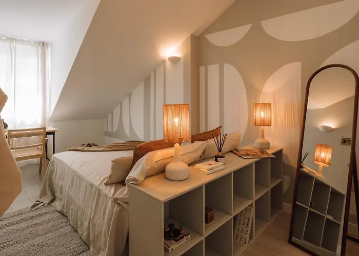 Netunno - 3 Bedrooms And Terrace In Arroios Appartamento