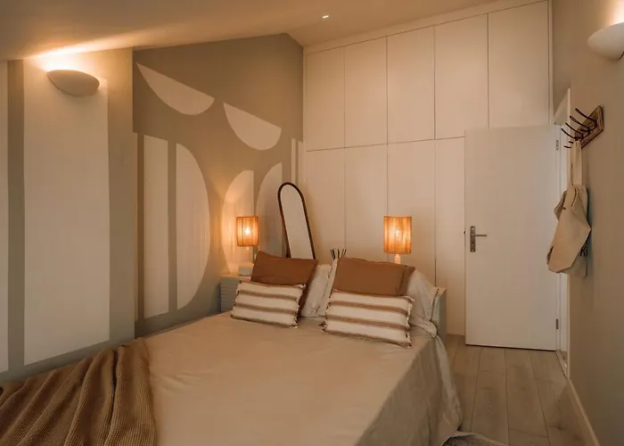 Netunno - 3 Bedrooms And Terrace In Arroios Appartamento *