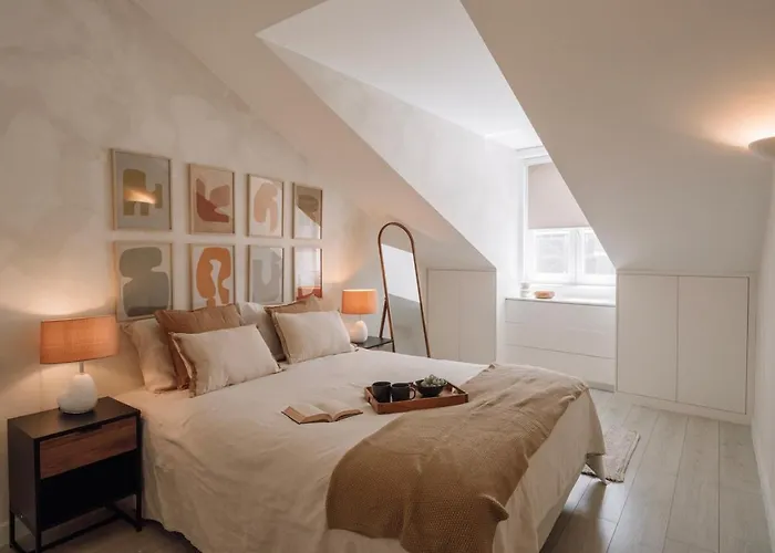 Netunno - 3 Bedrooms And Terrace In Arroios Lisbona